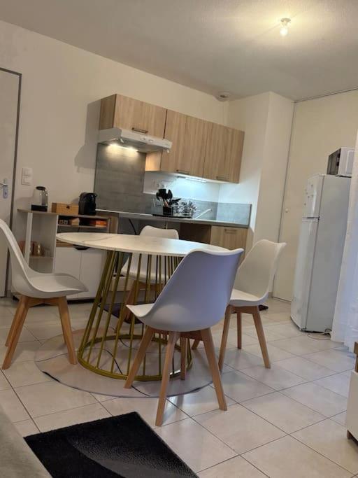 Apartment Au Calme Proche Du Pal